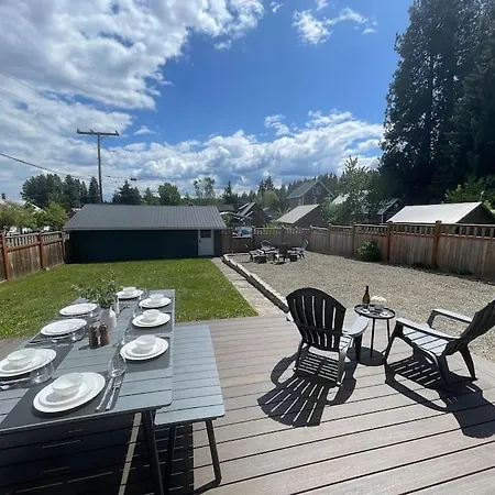 Alaska - Roslyn Retreat Rv Parking With Snowmobile, Hiking, Near Downtown